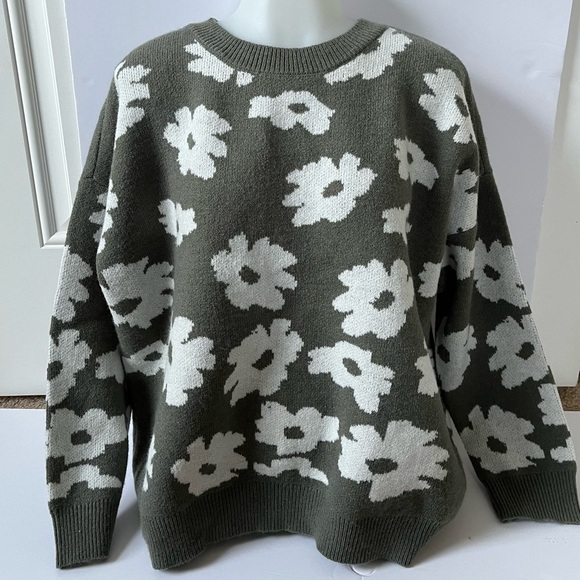 Maurices Sweaters - Maurices Green Knit Sweater